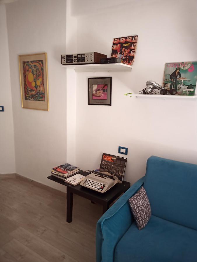 Grand F2 60Mq Centre Antibes, Proche Plages, Commerces, 2 Balcons, Parking, Train, Bus, Deco Vintage, Pet Friendly, Ideal Famille Ou 1-2 Couples Экстерьер фото