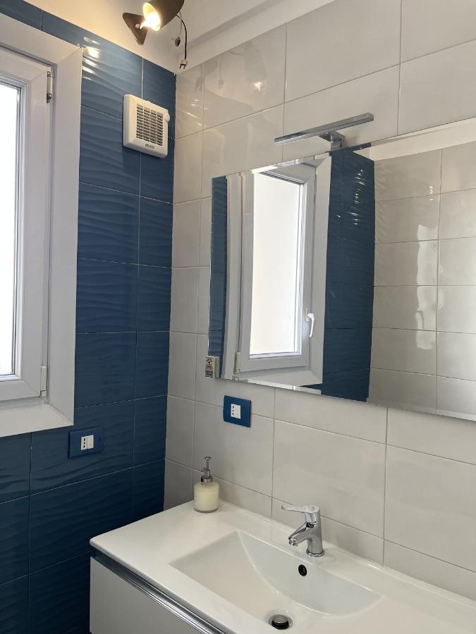 Grand F2 60Mq Centre Antibes, Proche Plages, Commerces, 2 Balcons, Parking, Train, Bus, Deco Vintage, Pet Friendly, Ideal Famille Ou 1-2 Couples Экстерьер фото