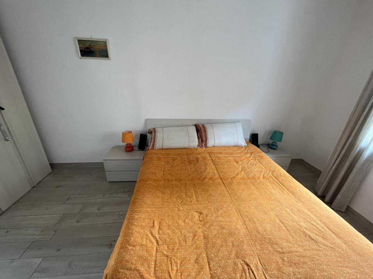 Grand F2 60Mq Centre Antibes, Proche Plages, Commerces, 2 Balcons, Parking, Train, Bus, Deco Vintage, Pet Friendly, Ideal Famille Ou 1-2 Couples Экстерьер фото