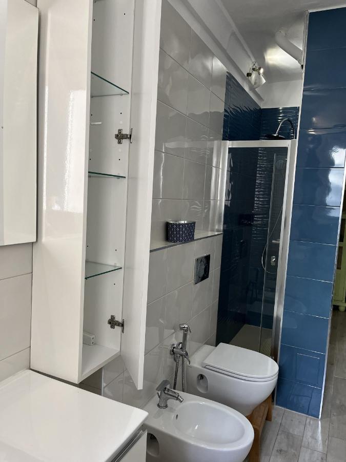Grand F2 60Mq Centre Antibes, Proche Plages, Commerces, 2 Balcons, Parking, Train, Bus, Deco Vintage, Pet Friendly, Ideal Famille Ou 1-2 Couples Экстерьер фото