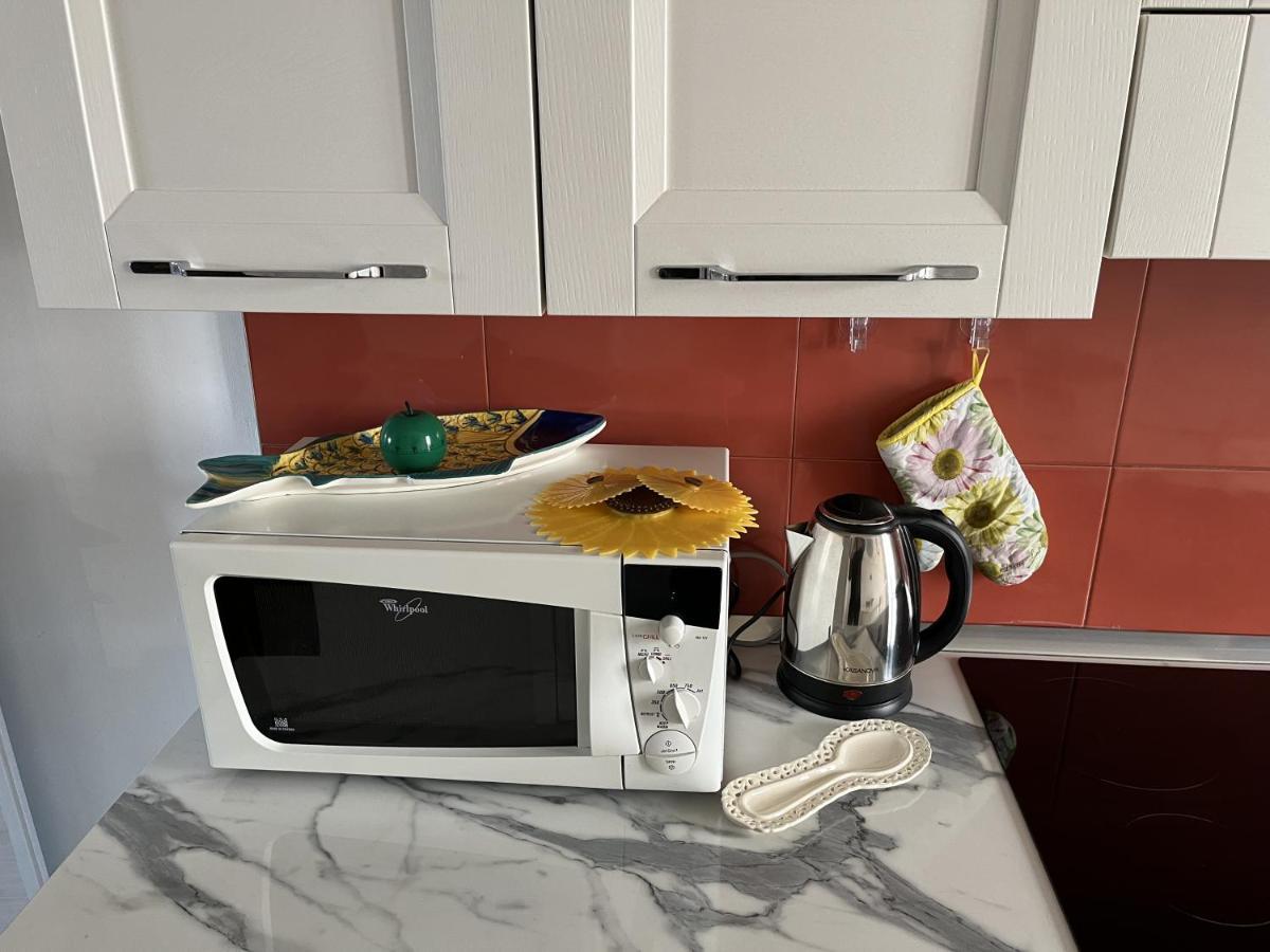 Grand F2 60Mq Centre Antibes, Proche Plages, Commerces, 2 Balcons, Parking, Train, Bus, Deco Vintage, Pet Friendly, Ideal Famille Ou 1-2 Couples Экстерьер фото